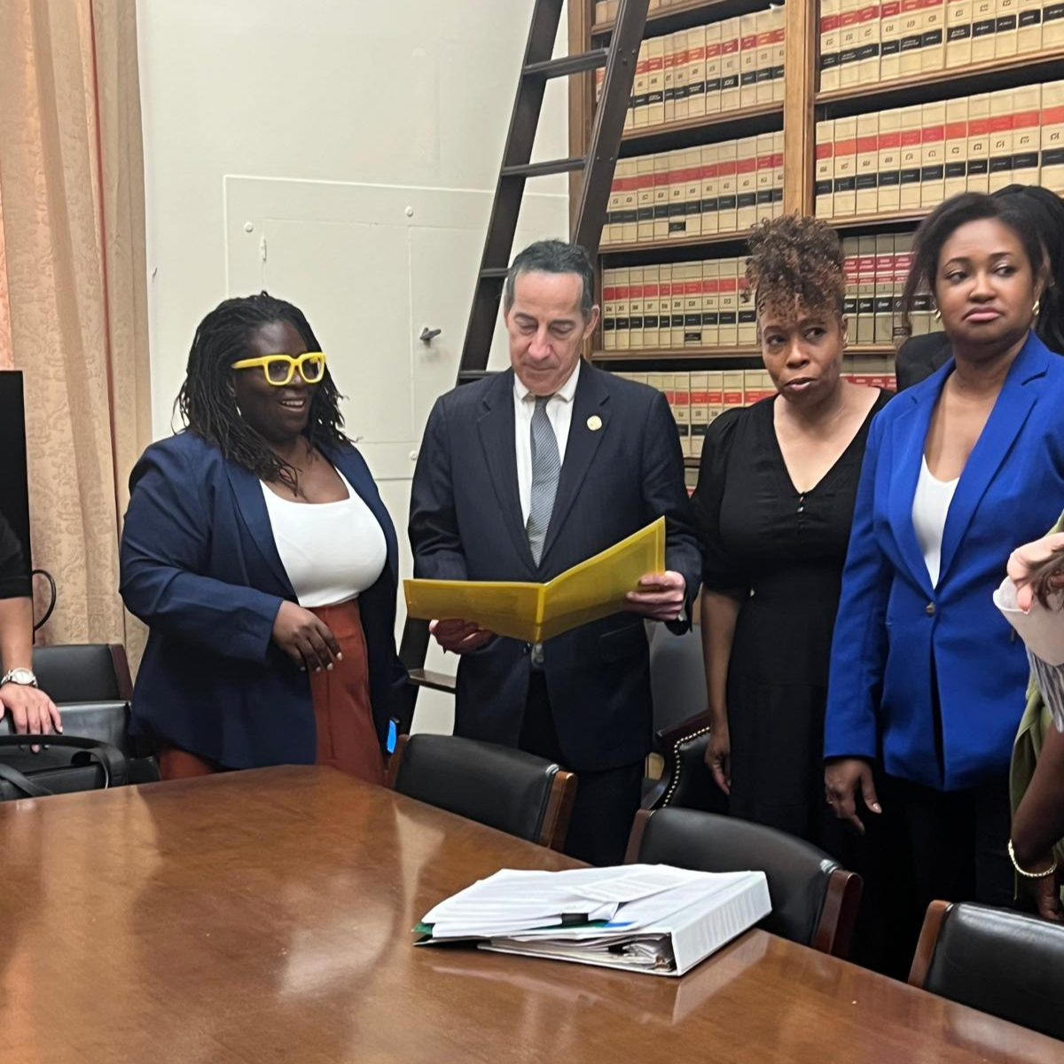 The Harriet Tubman Fellows met with Congressman Raskin during Advocacy Week 2026.
